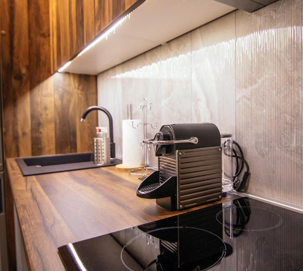 Royal Luxury Apartment ורסאק מראה חיצוני תמונה