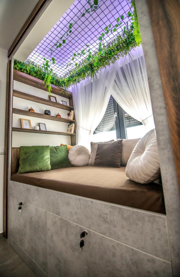 Royal Luxury Apartment ורסאק מראה חיצוני תמונה