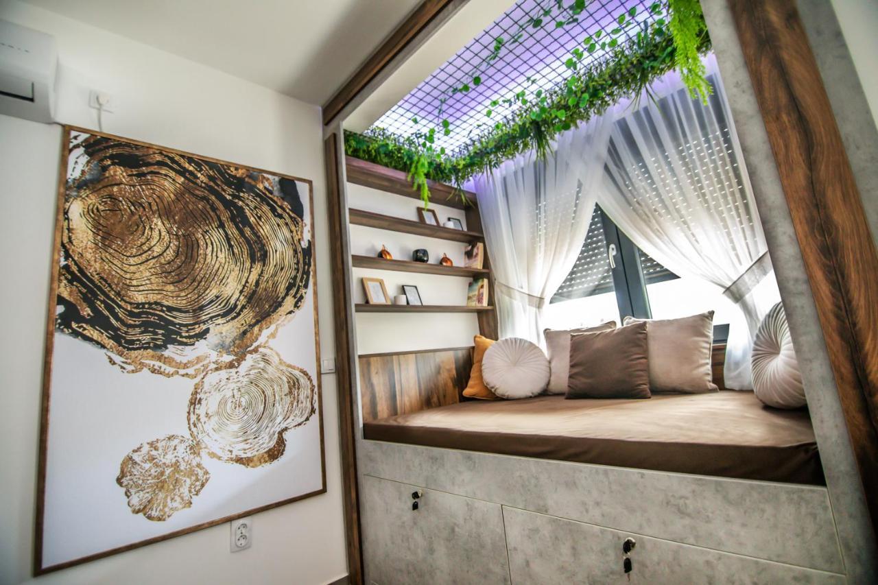 Royal Luxury Apartment ורסאק מראה חיצוני תמונה